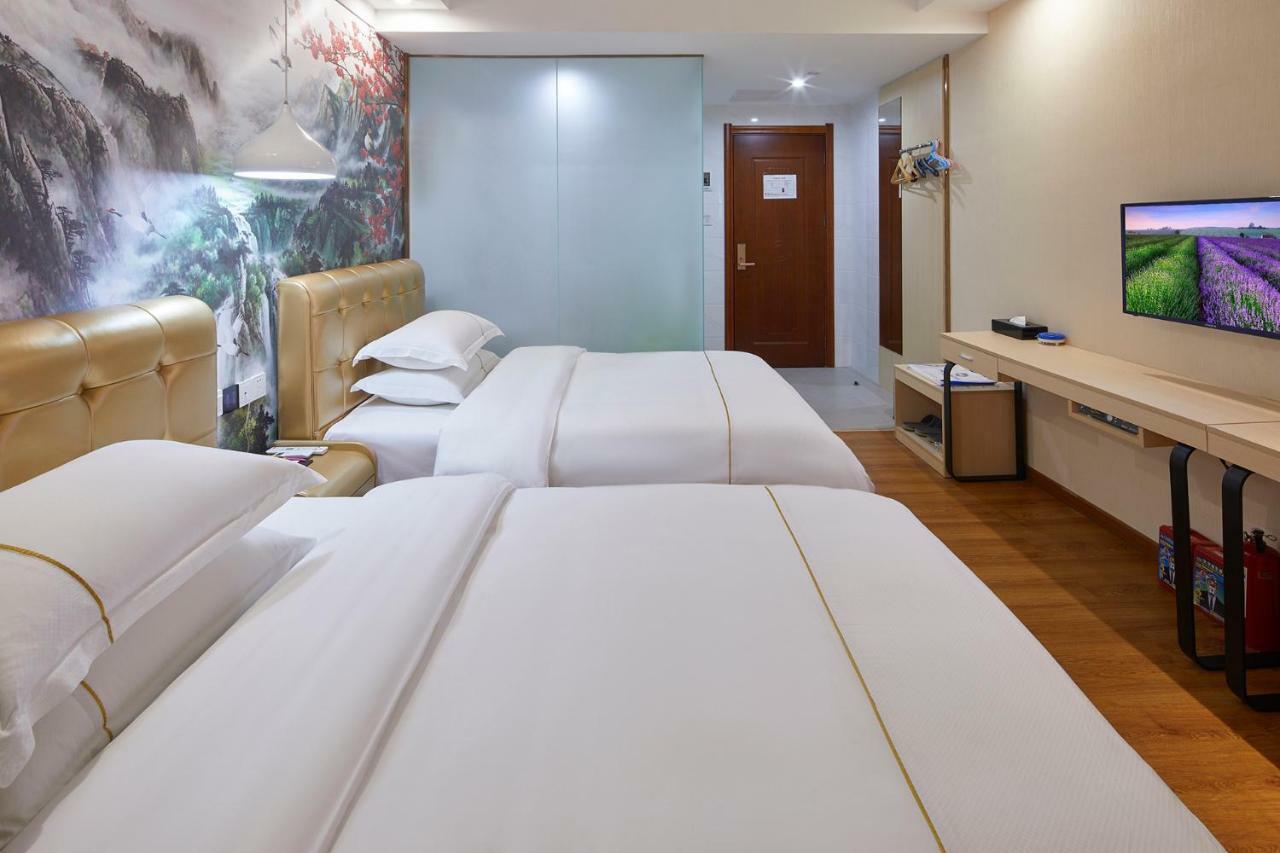 Insail Hotels Airport Road Гуанчжоу Экстерьер фото