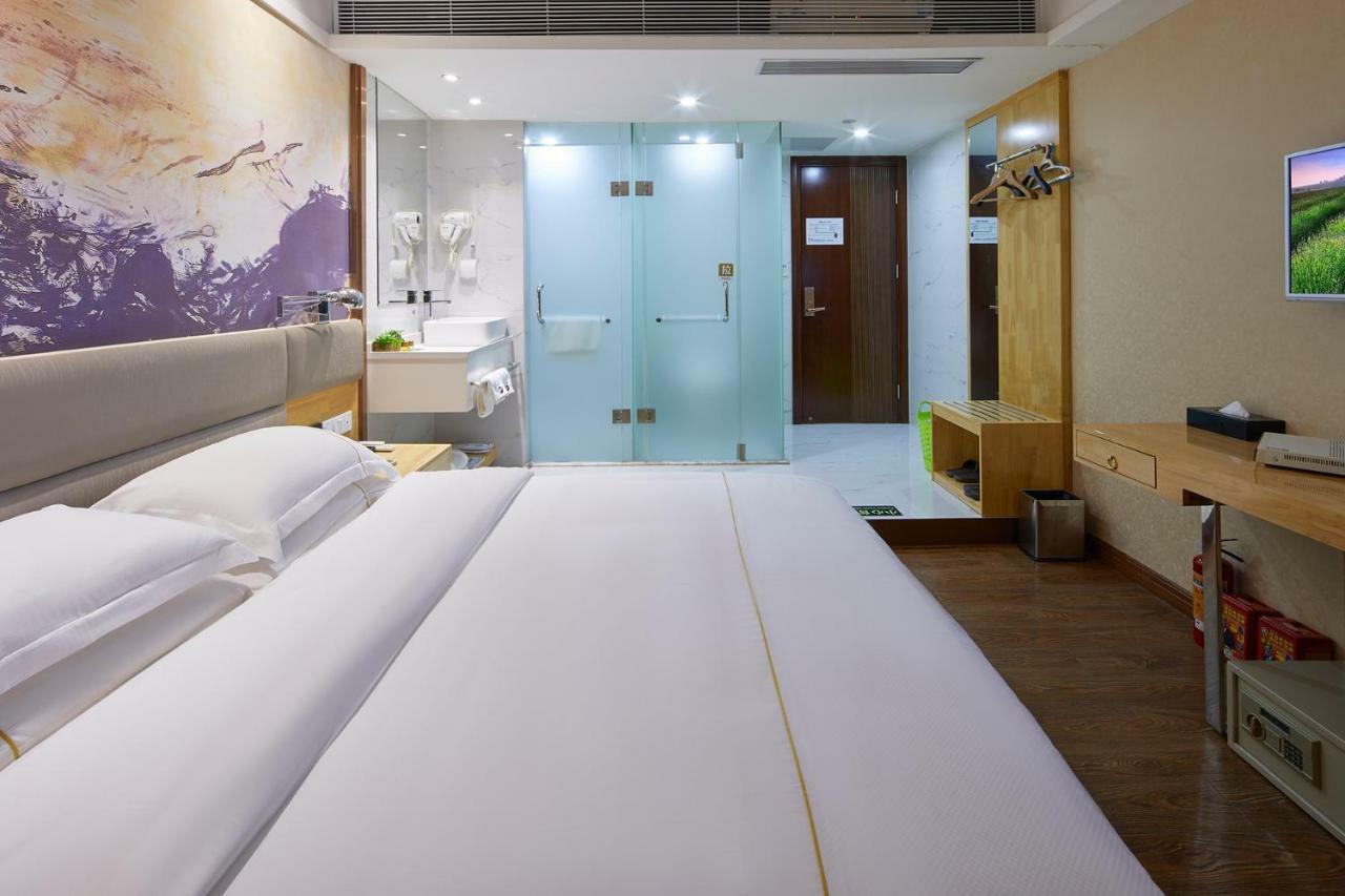 Insail Hotels Airport Road Гуанчжоу Экстерьер фото