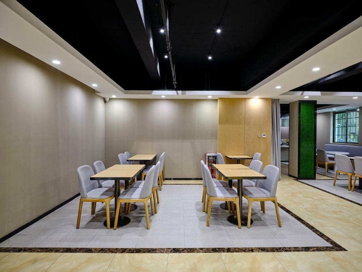 Insail Hotels Airport Road Гуанчжоу Экстерьер фото
