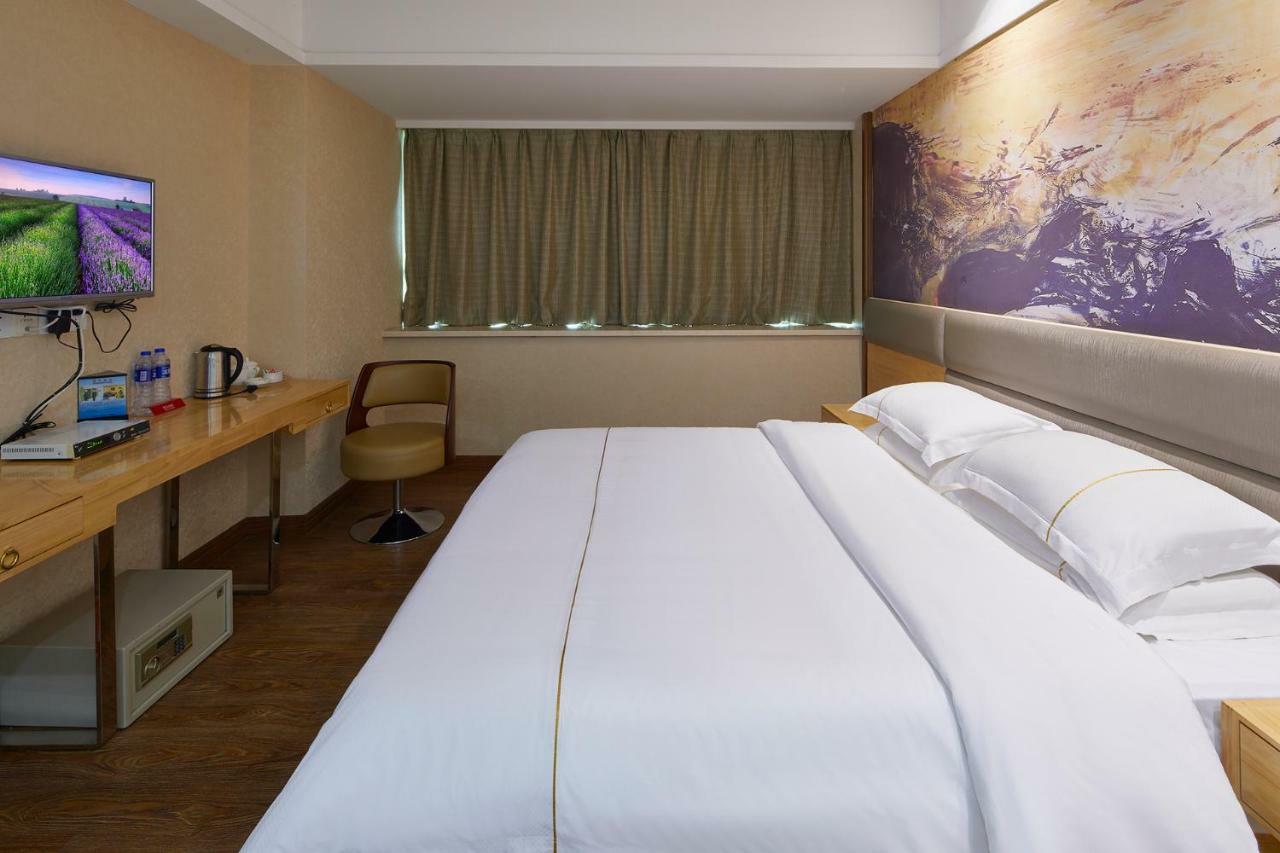 Insail Hotels Airport Road Гуанчжоу Экстерьер фото